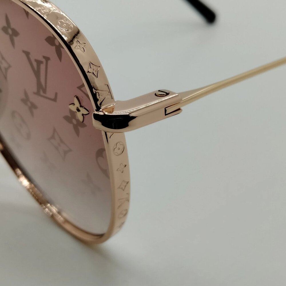 Louis Vuitton Sunglasses Z1781U Women's Gold mon-559-092425 - Picture 6 of 9